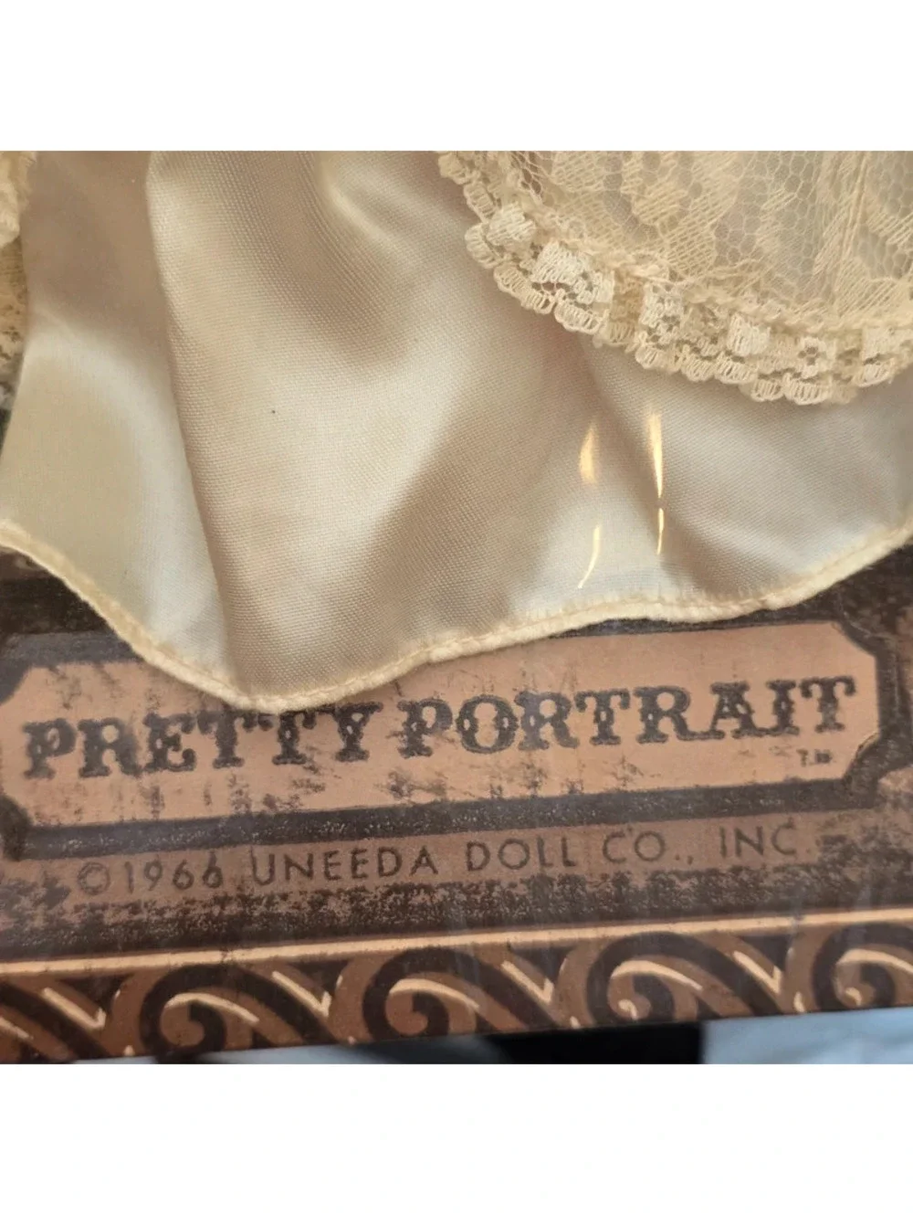 1966 Uneeda Pretty Portrait Doll • Vintage Bridal Gown • Original Box